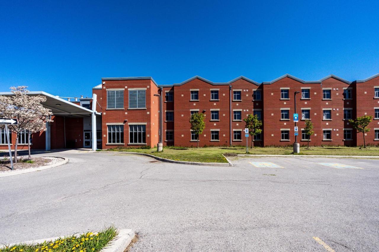 Residence & Conference Centre - Welland Exterior photo